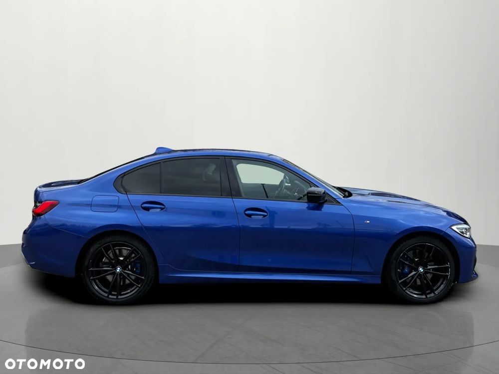 BMW Seria 3 330e M Sport - 5