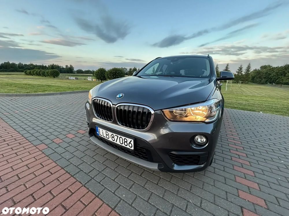 BMW X1 sDrive18i Sport Line - 10