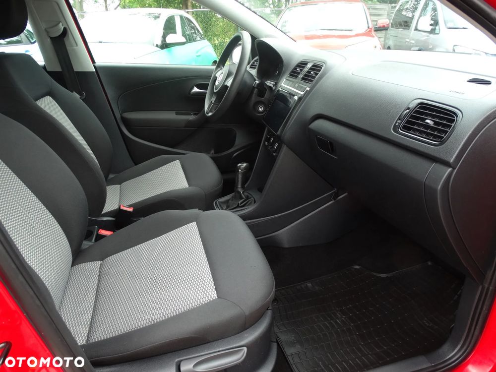 Volkswagen Polo 1.2 Trendline Optimum - 26