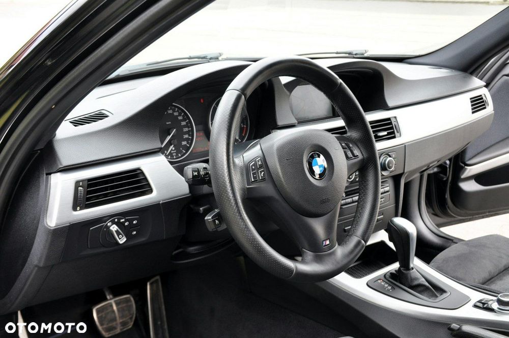 BMW Seria 3 - 24
