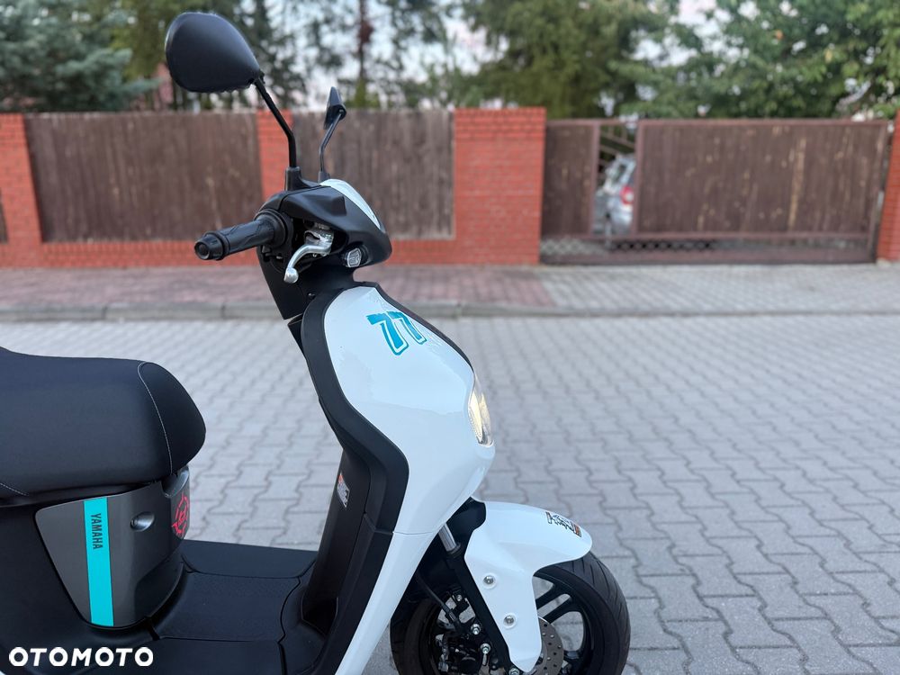 Yamaha Neos - 7