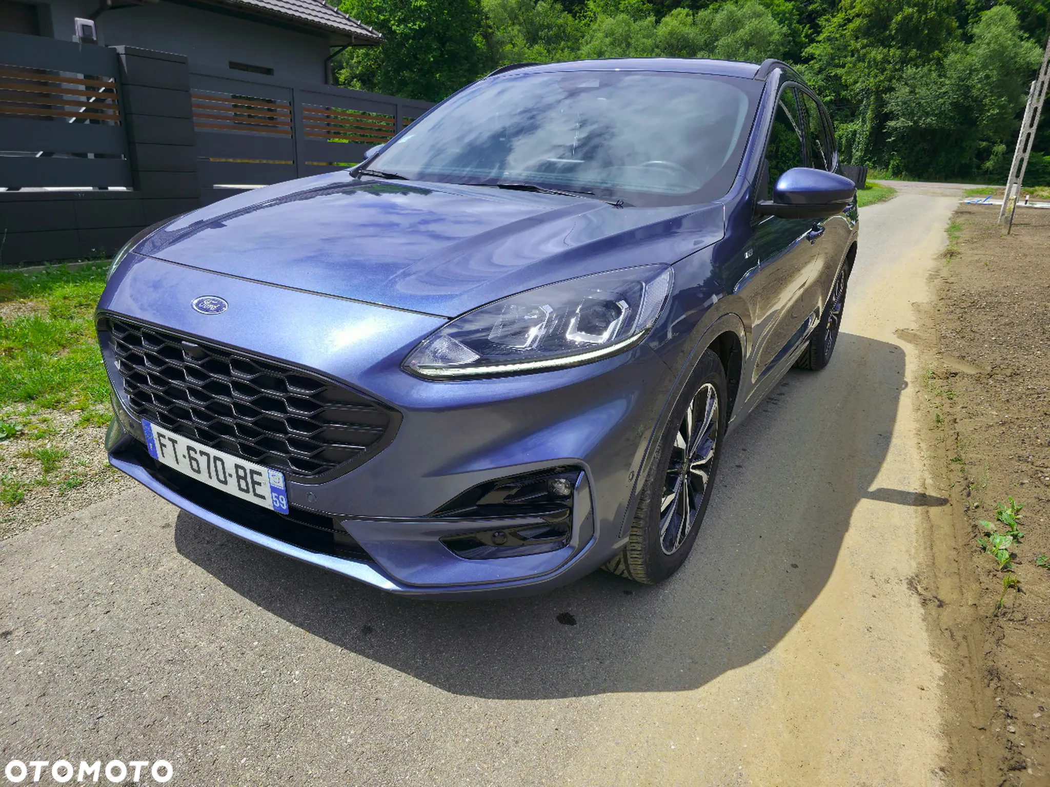 Ford Kuga 2.0 EcoBlue Hybrid ST-LINE - 2