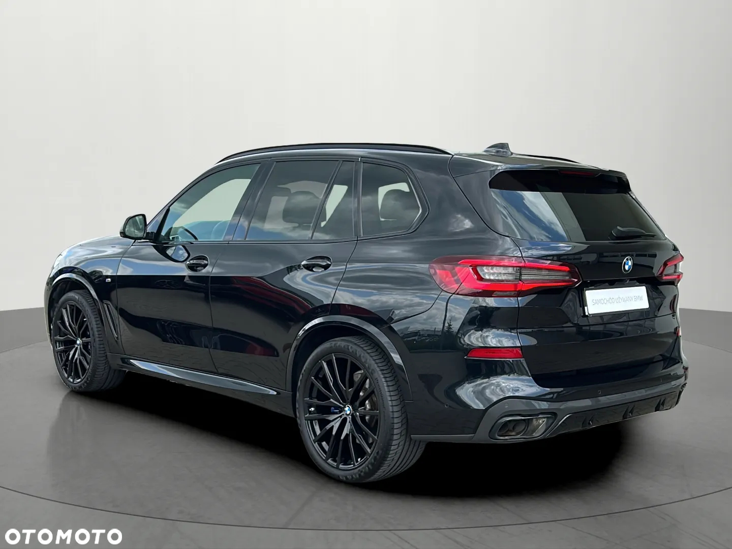 BMW X5 M M50i - 4