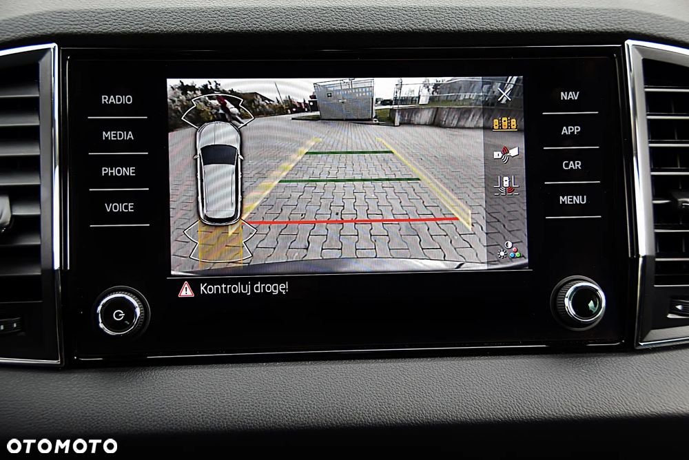 Skoda Karoq 1.5 TSI ACT Selection DSG - 26