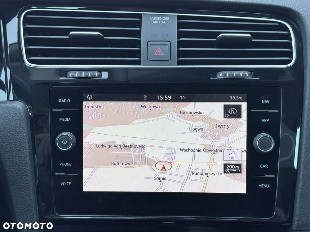 Volkswagen Golf Variant 1.6 TDI SCR DSG Join - 24