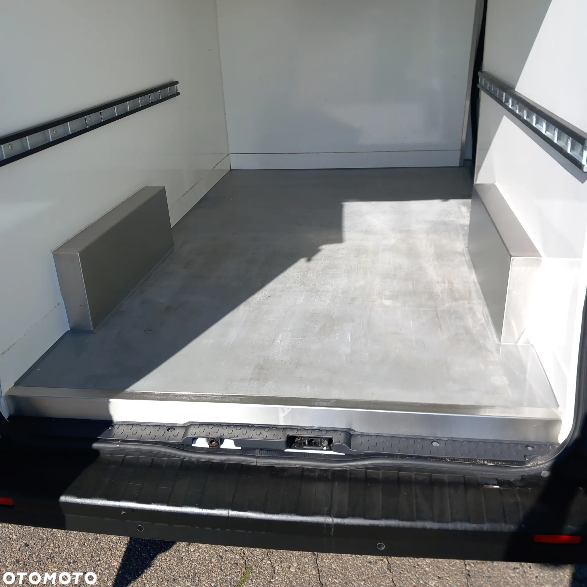 Renault Trafic - 24