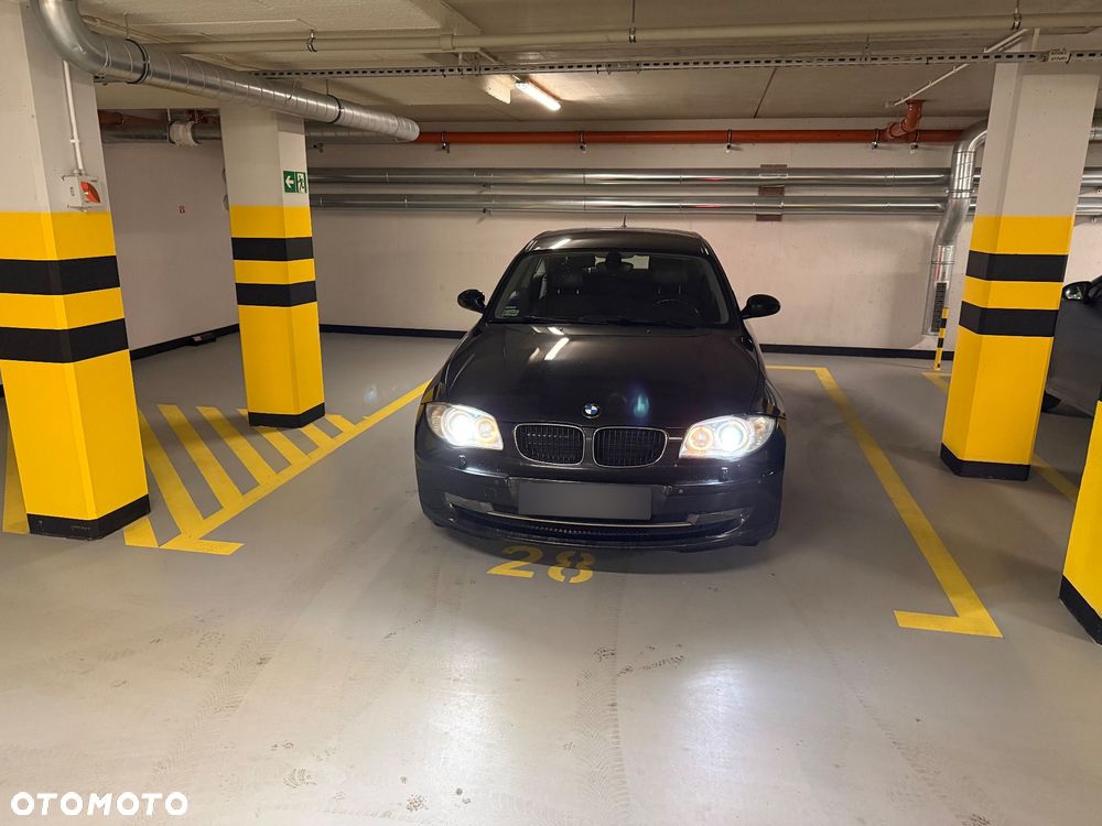 BMW Seria 1 120d DPF Edition Sport - 12