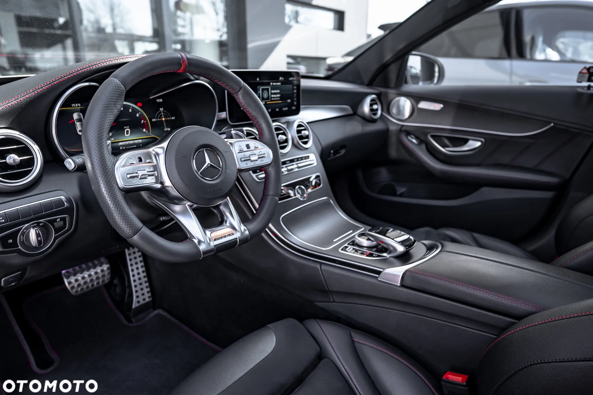 Mercedes-Benz Klasa C AMG 43 4Matic AMG TCT 9G - 27