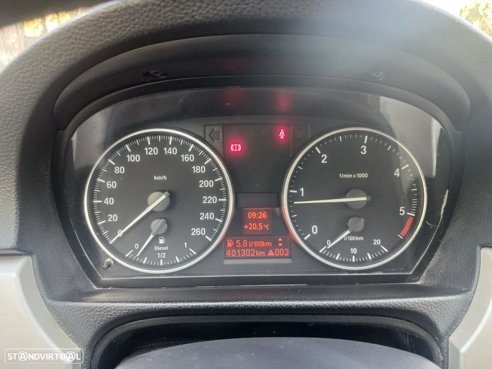 BMW 318 d Navigation - 21