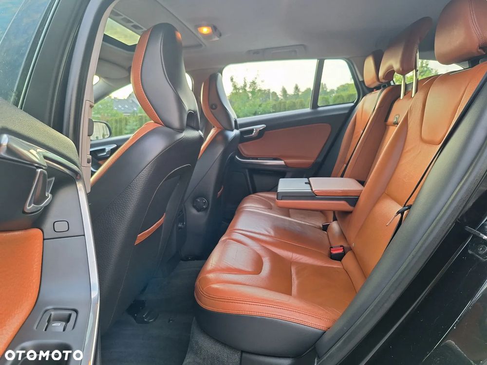 Volvo V60 T3 Momentum - 17