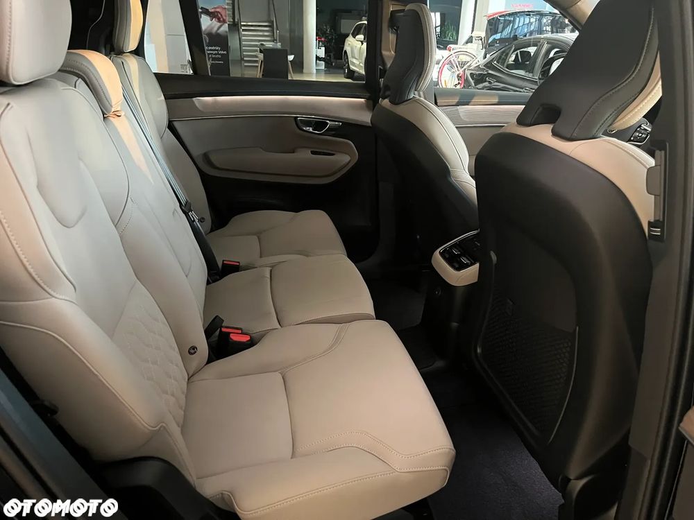 Volvo XC 90 T8 AWD Plug-In Hybrid Ultra Bright 7os - 10