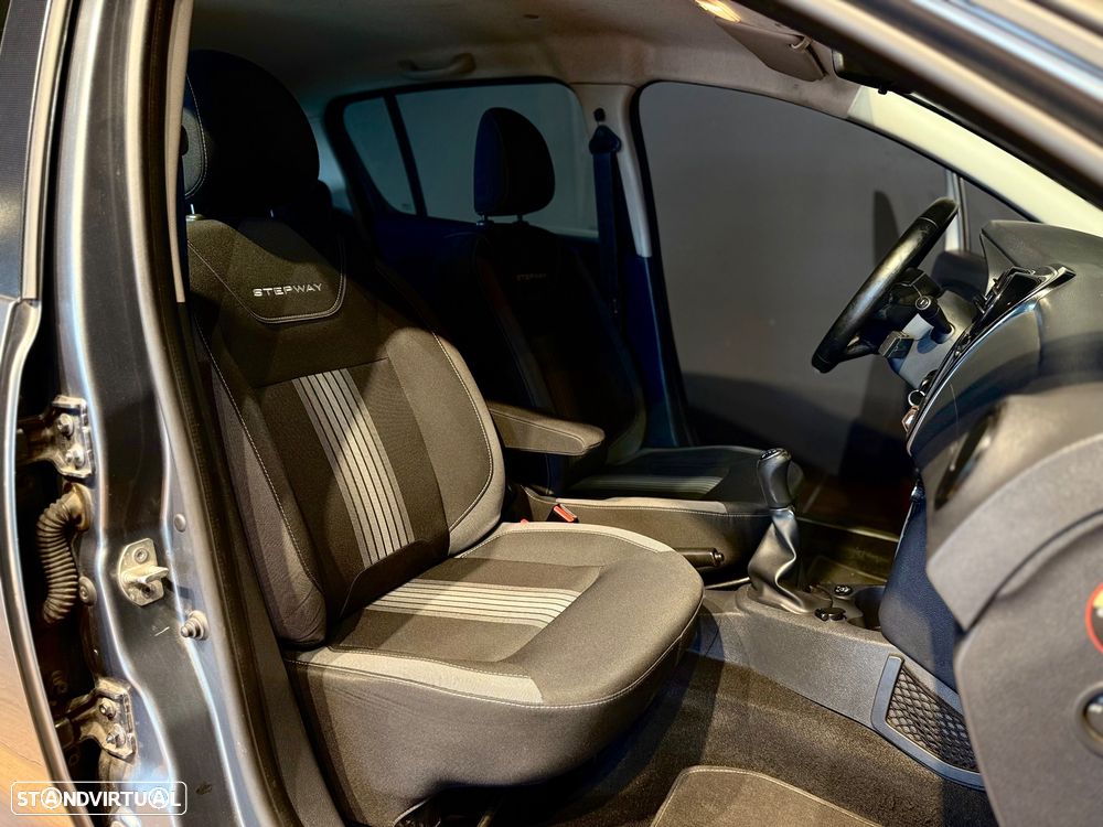 Dacia Sandero 1.0 ECO-G Stepway Bi-Fuel - 11