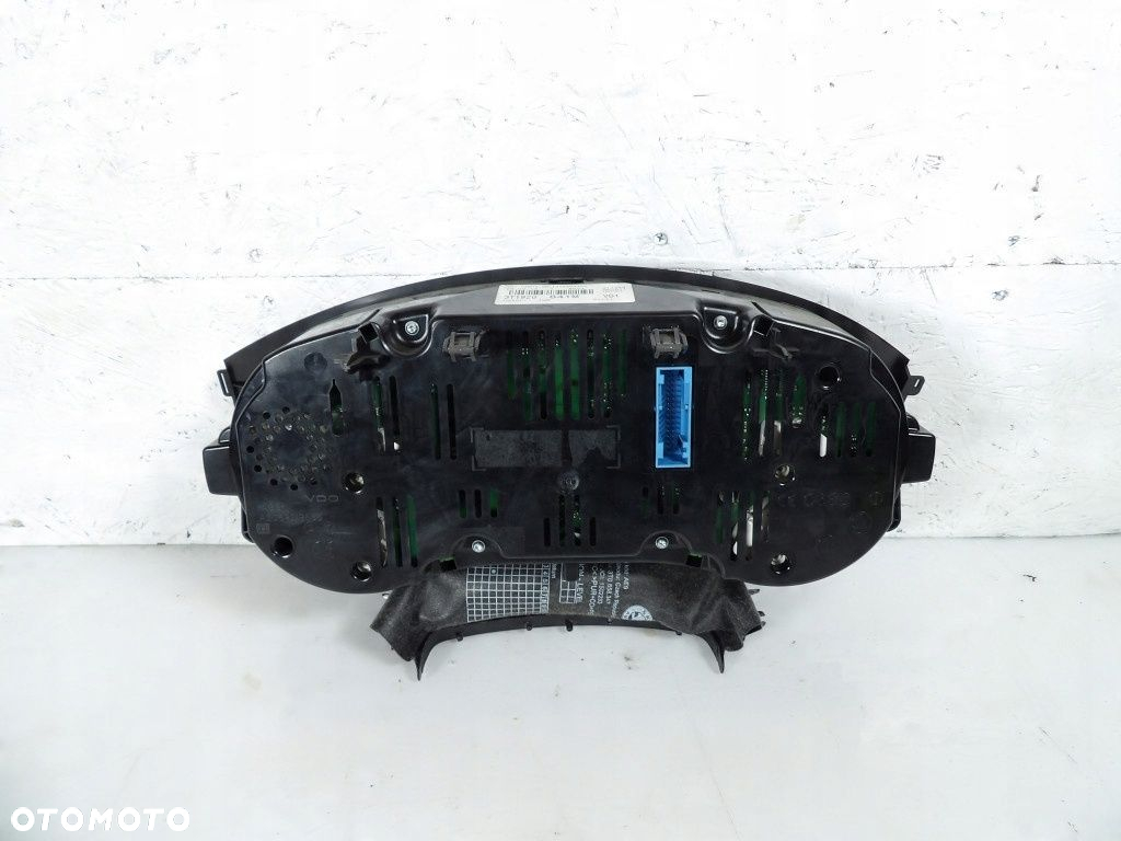 SKODA SUPERB II LIFT 2.0TDI LICZNIK 3T1920841M - 2
