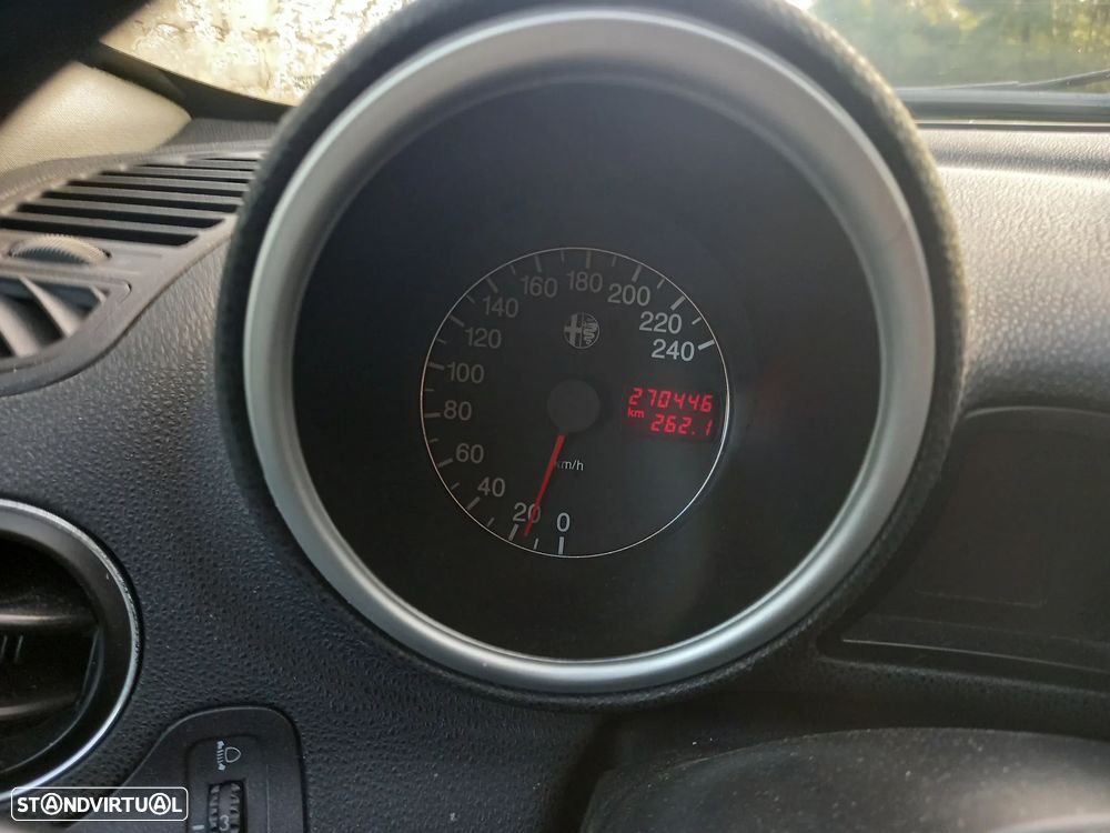 Alfa Romeo 156 Sportwagon - 10