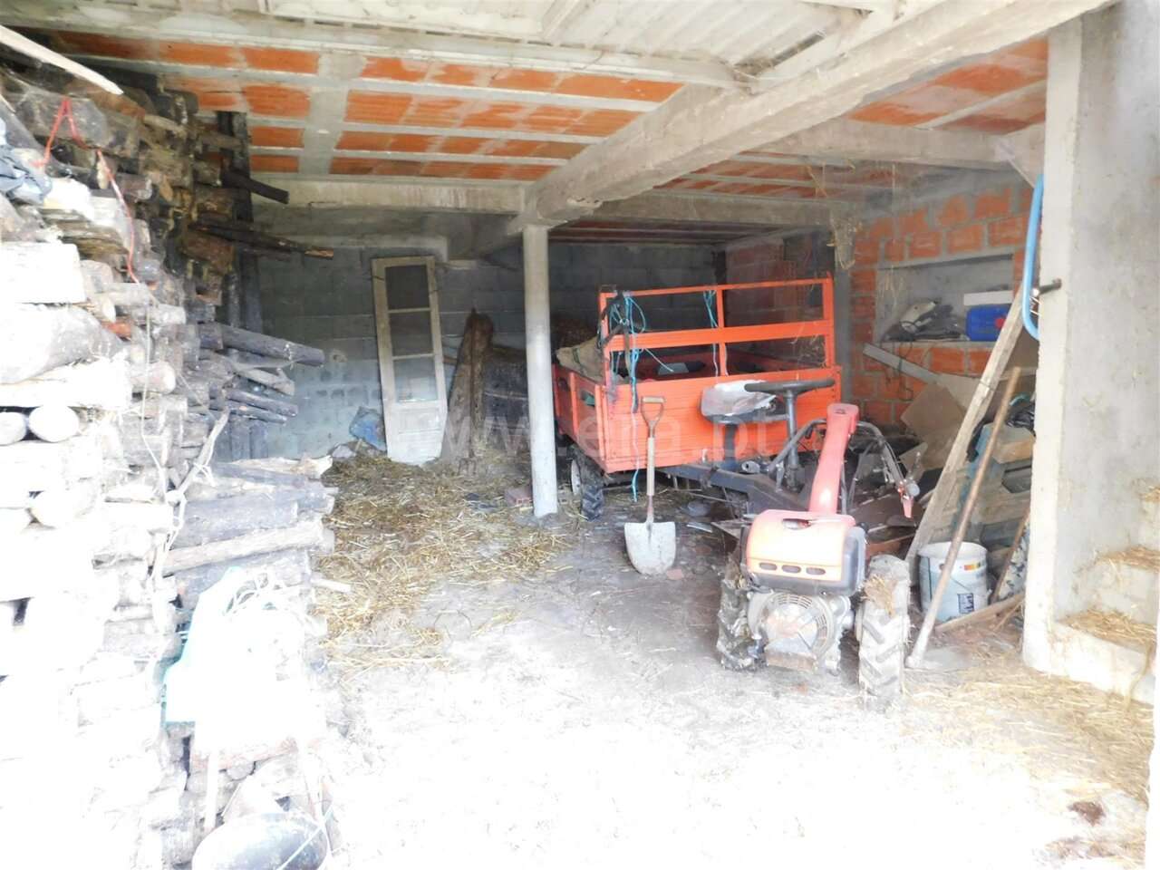 Moradia Geminada / Seia, Seia, São Romão e Lapa dos Dinheiros - Grande imagem: 2/10