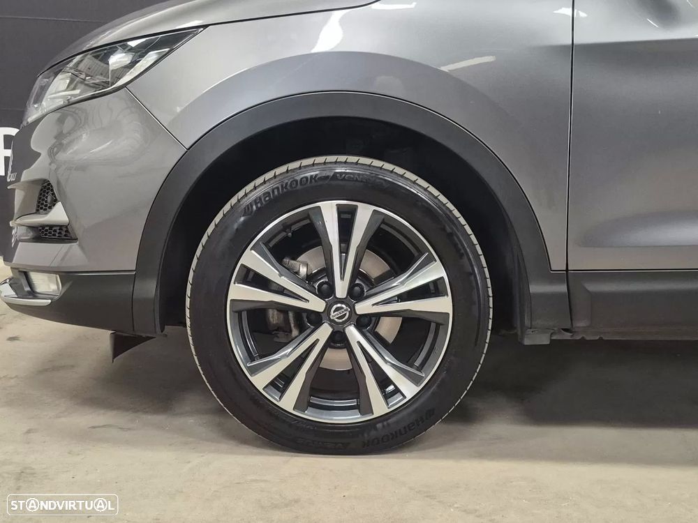 Nissan Qashqai 1.3 DIG-T N-Connecta LED+SKY - 20