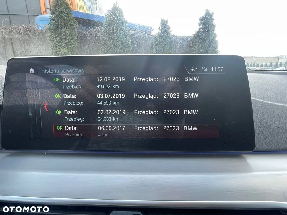 BMW Seria 5 530i xDrive Sport Line sport - 11