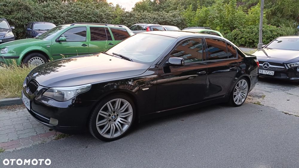 BMW Seria 5 540i - 1