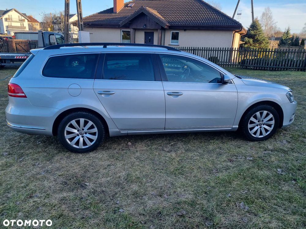 Volkswagen Passat - 8