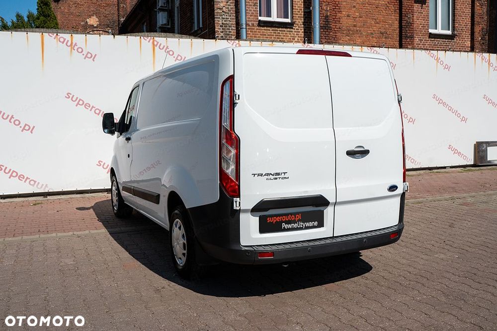 Ford Transit Custom - 11