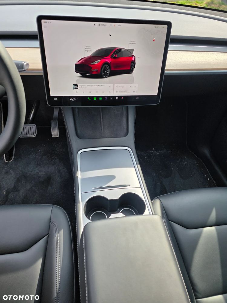 Tesla Model Y 79kWh Long Range AWD - 8