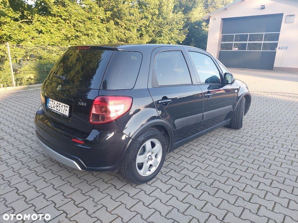 Suzuki SX4 1.5 Streetline 4x2 Classic - 4