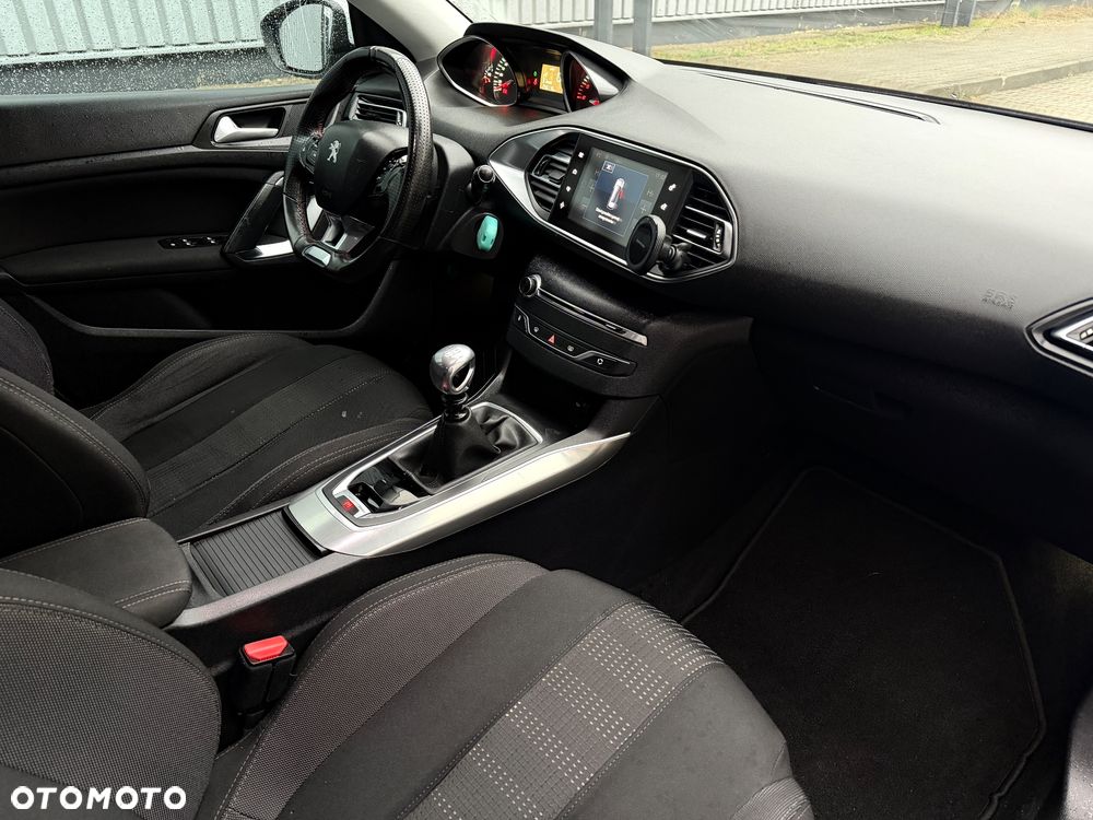 Peugeot 308 HDi FAP 110 Premium - 26