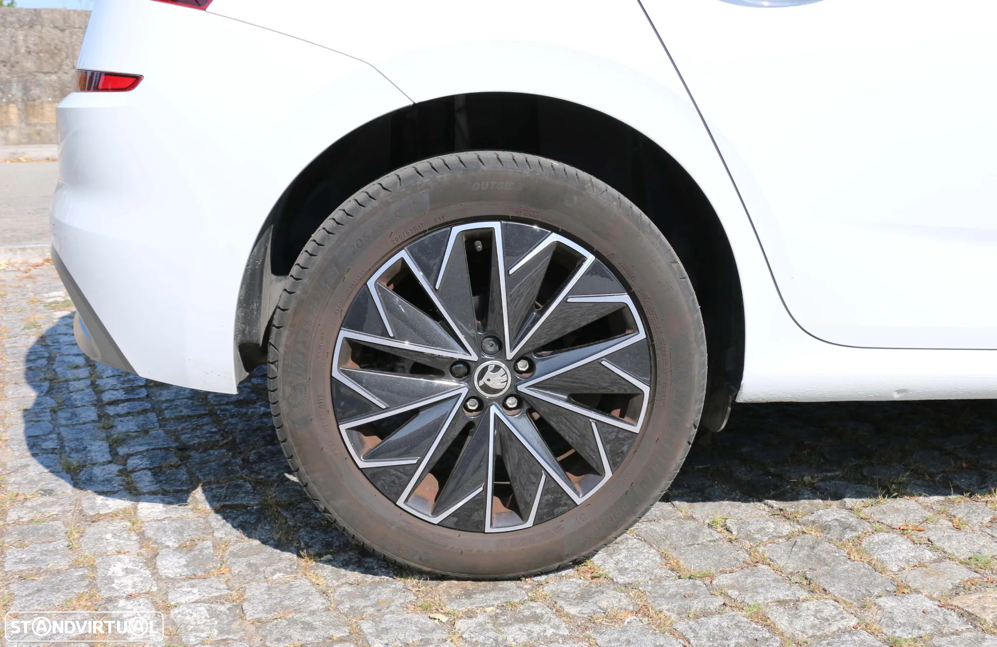 Skoda Kamiq 1.0 TSI Ambition DSG - 8
