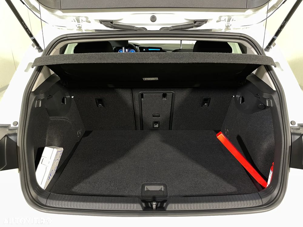 Volkswagen Golf - 15