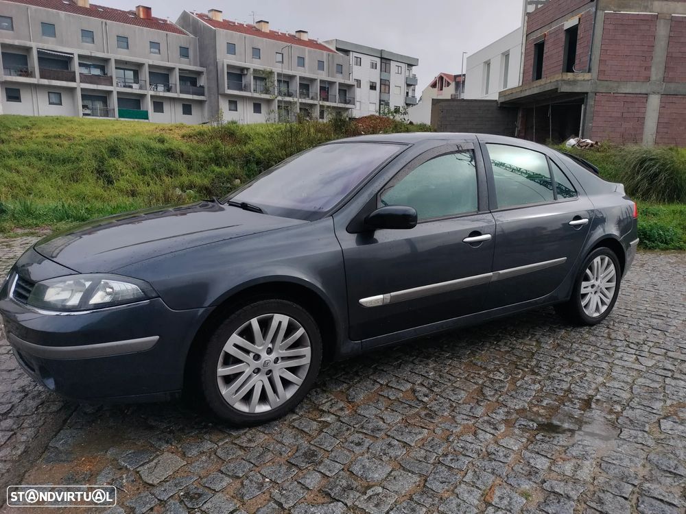 Renault Laguna 2.2 dCi Priv. Luxe Auto. - 2