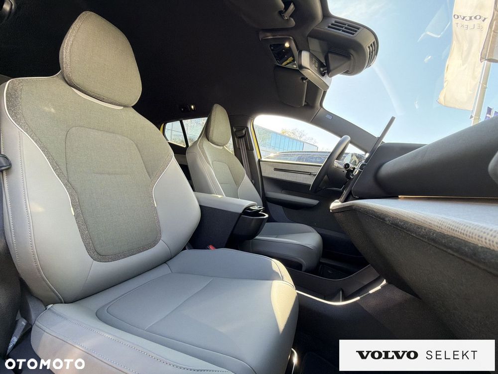 Volvo EX30 - 12