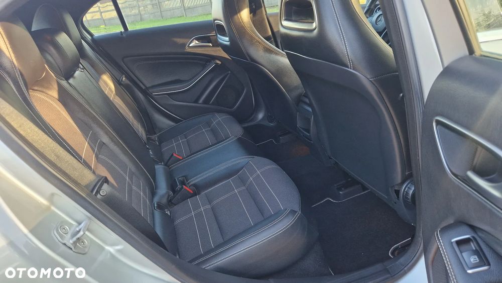 Mercedes-Benz Klasa A 180 CDI (BlueEFFICIENCY) Style - 11