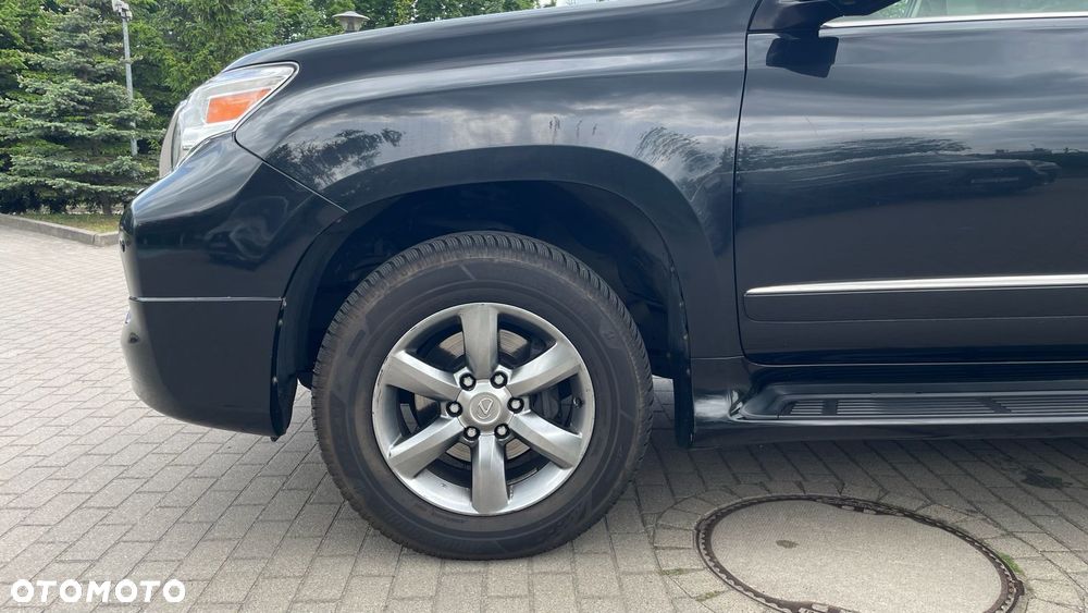 Lexus GX - 7