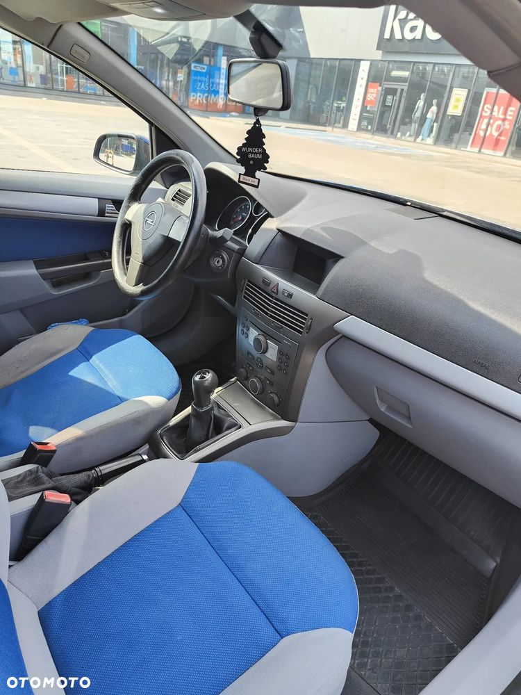 Opel Astra - 10
