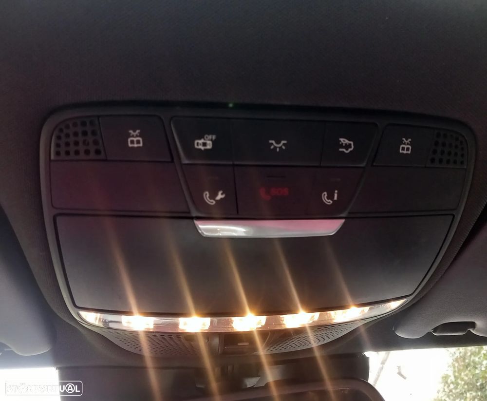 Mercedes-Benz C 300 h AMG Line - 28