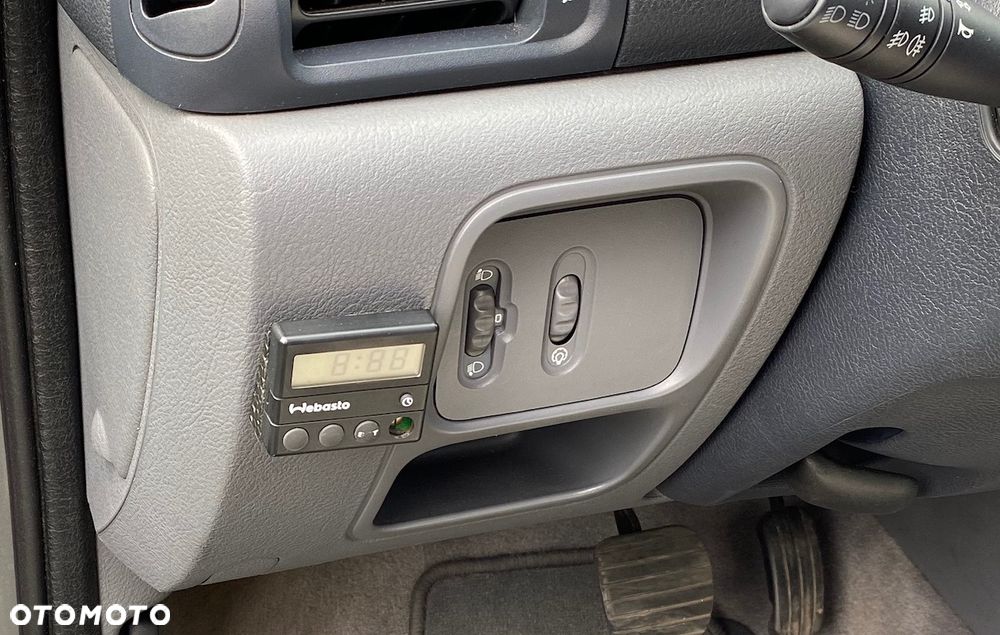 Renault Clio - 15