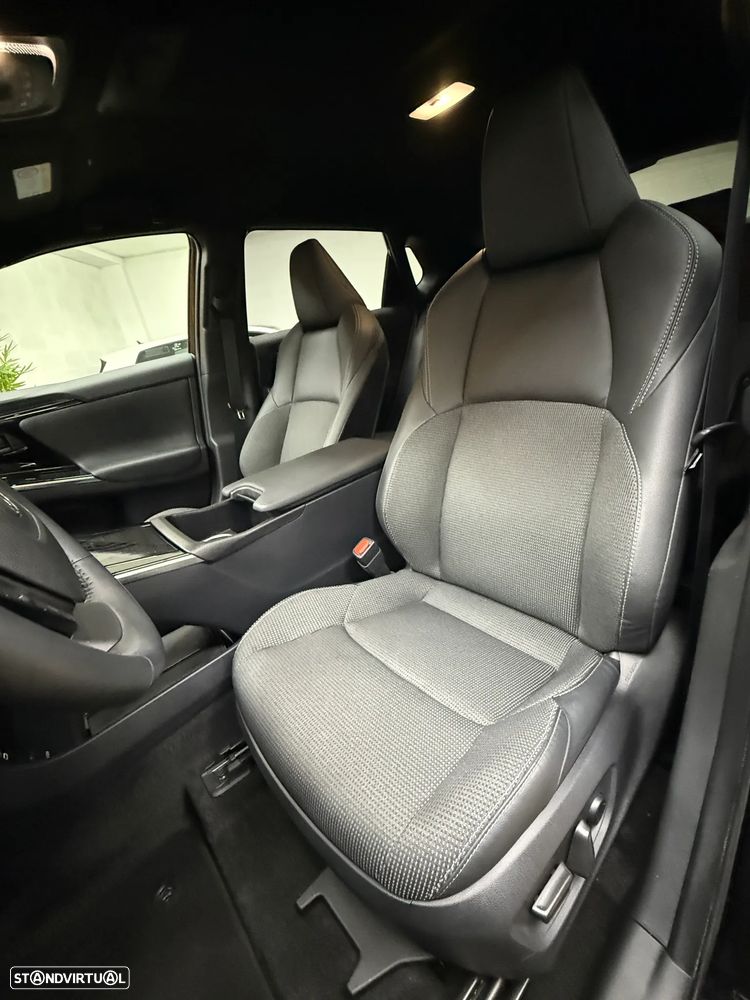 Toyota bZ4X 71,4 kWh Exclusive Limited - 29