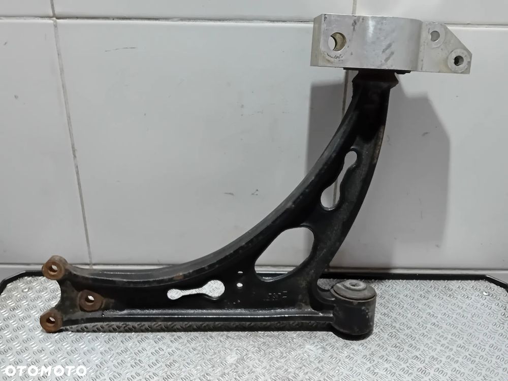wahacz prawy przód VW Touran 1K0407153G - 2