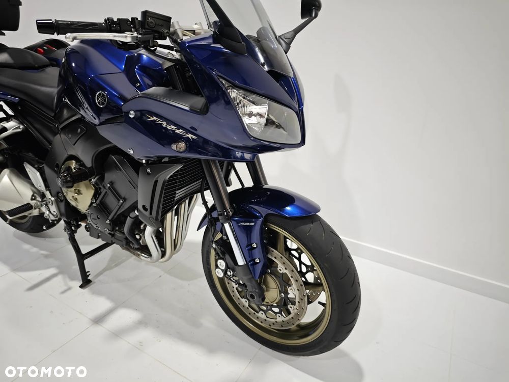 Yamaha FZ - 8