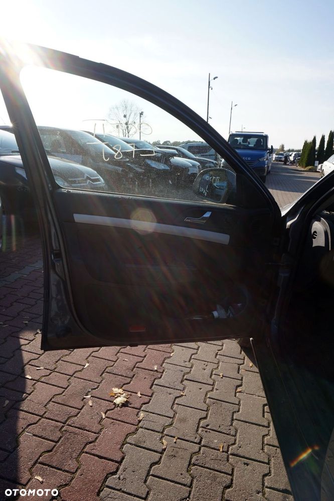 DRZWI PRZEDNIE LEWE OCTAVIA II 1Z3 LIFT LB LIFTBACK LF8J 9153  SZARY SKODA 2008-2013 - 8