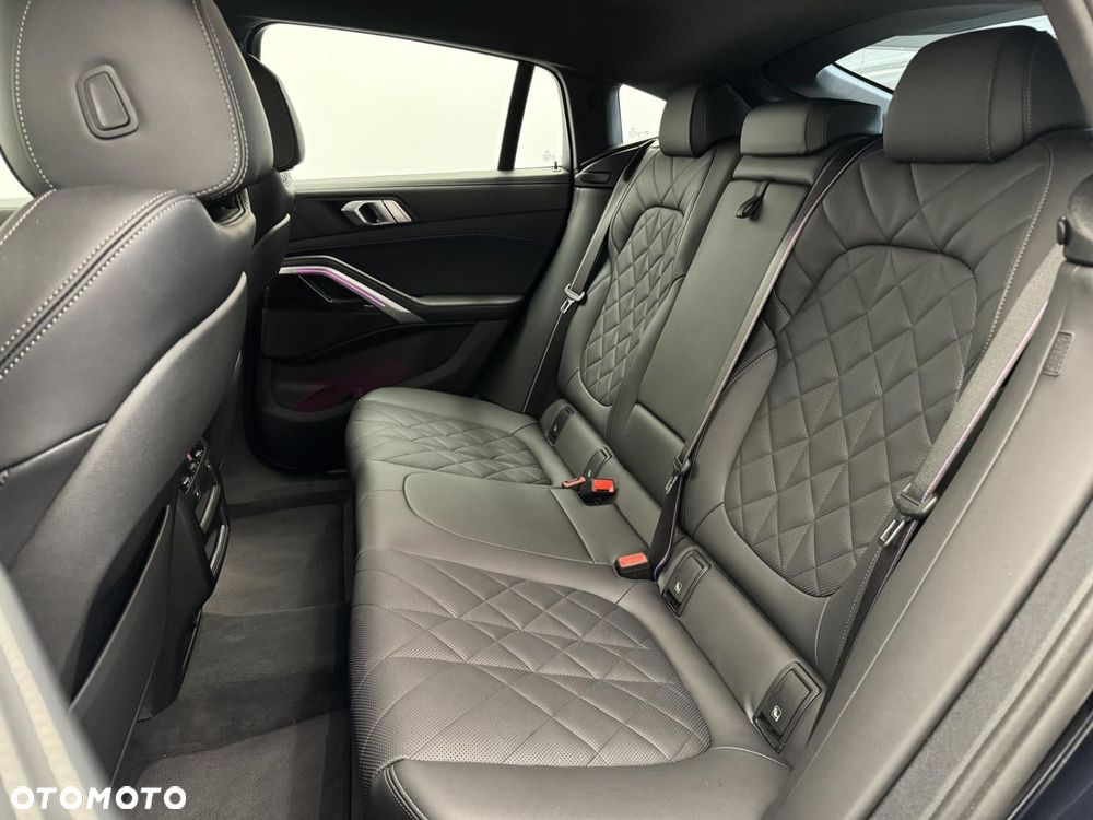 BMW X6 - 18