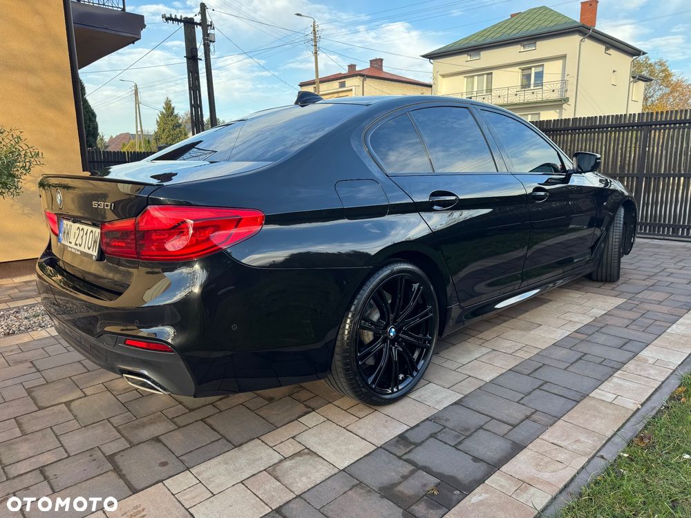 BMW Seria 5 530i xDrive M Sport sport - 31