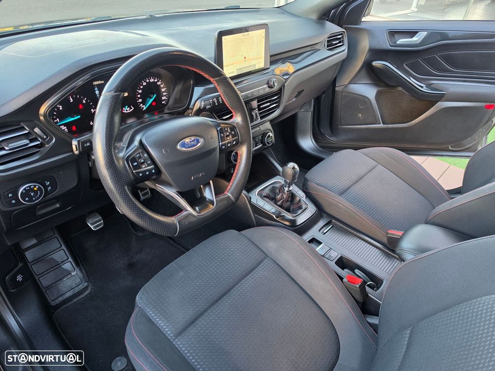Ford Focus SW 1.5 TDCi ST-Line - 19