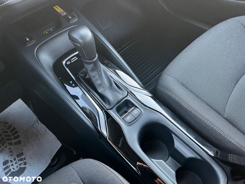 Toyota Corolla 1.8 Hybrid Comfort - 16