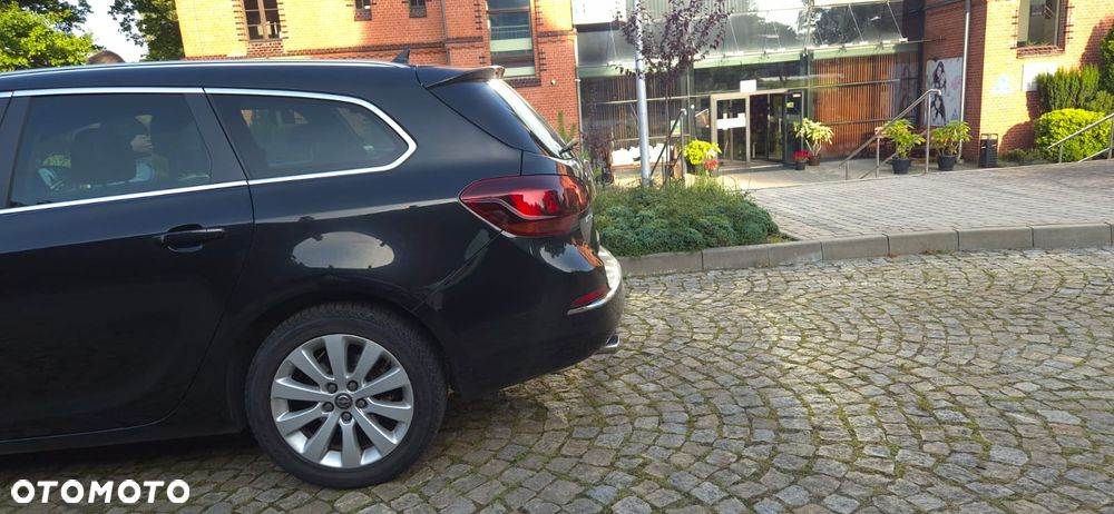 Opel Astra 2.0 CDTI Cosmo - 8