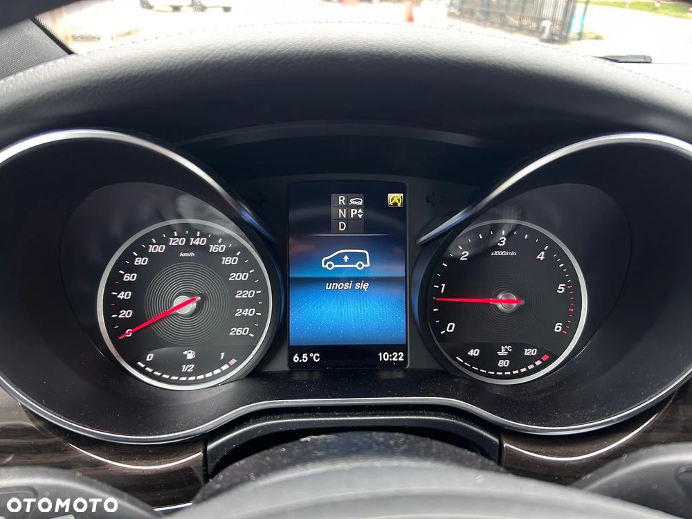 Mercedes-Benz Klasa V - 19