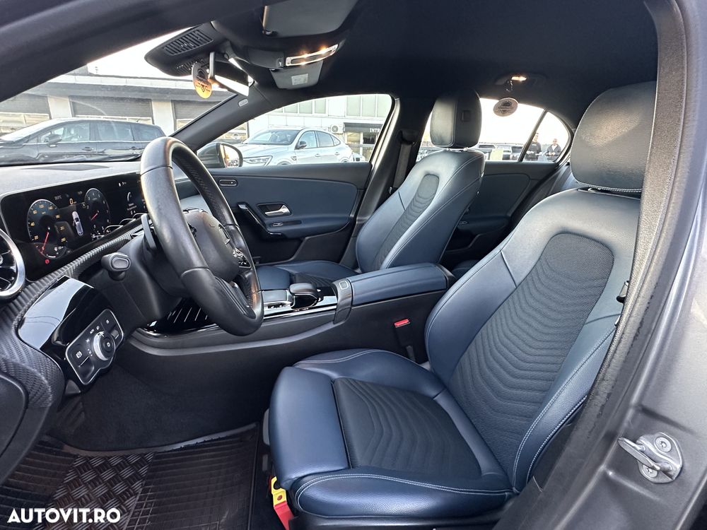 Mercedes-Benz A 180 7G-DCT - 11