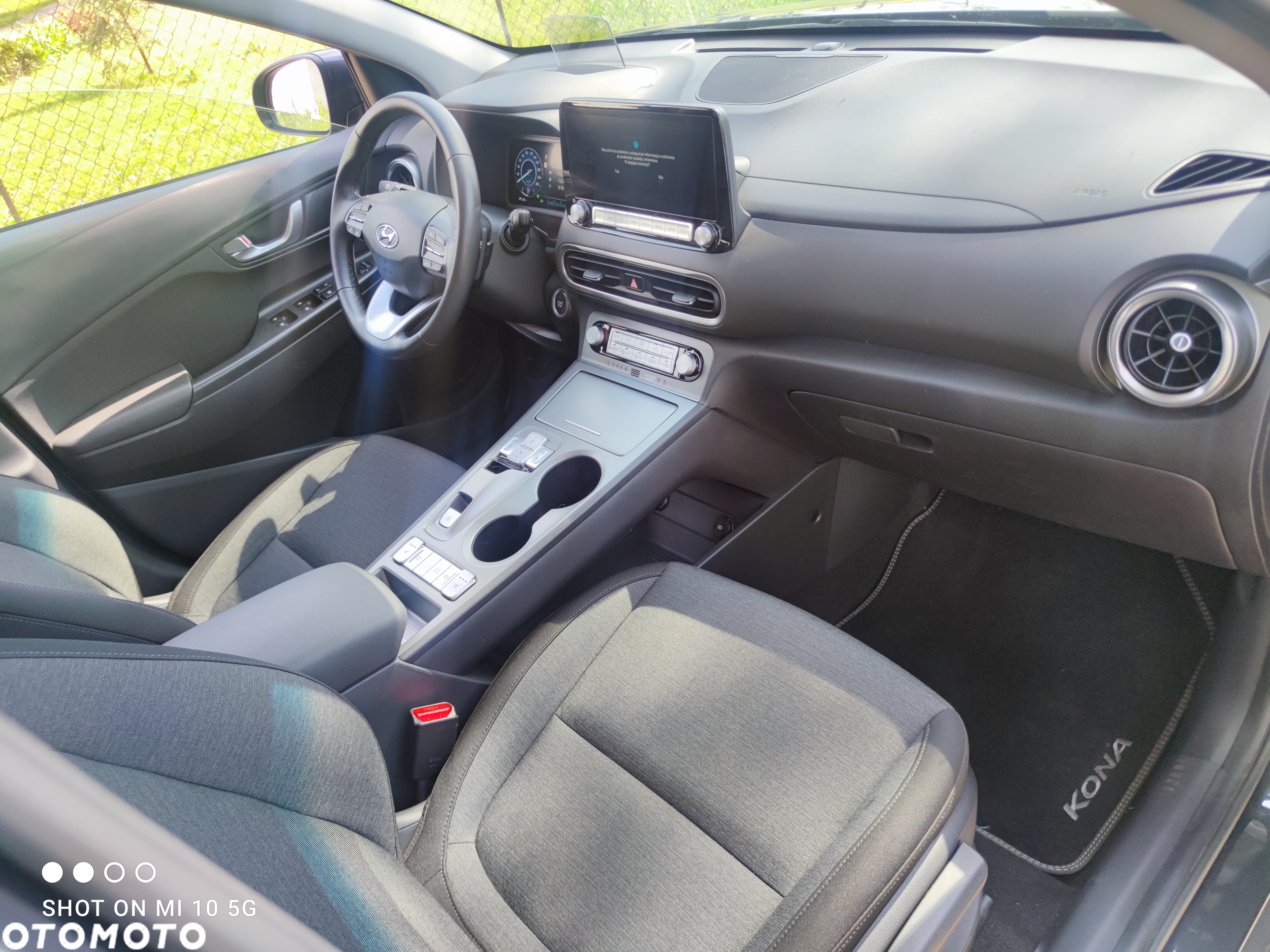 Hyundai Kona Electric 39kWh Premium - 12