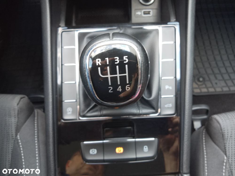 Skoda Superb 1.5 TSI Ambition - 24