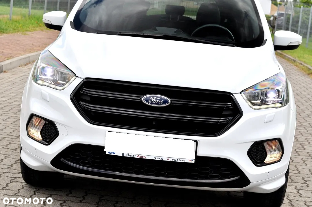Ford Kuga 1.5 EcoBoost 2x4 ST-Line - 39